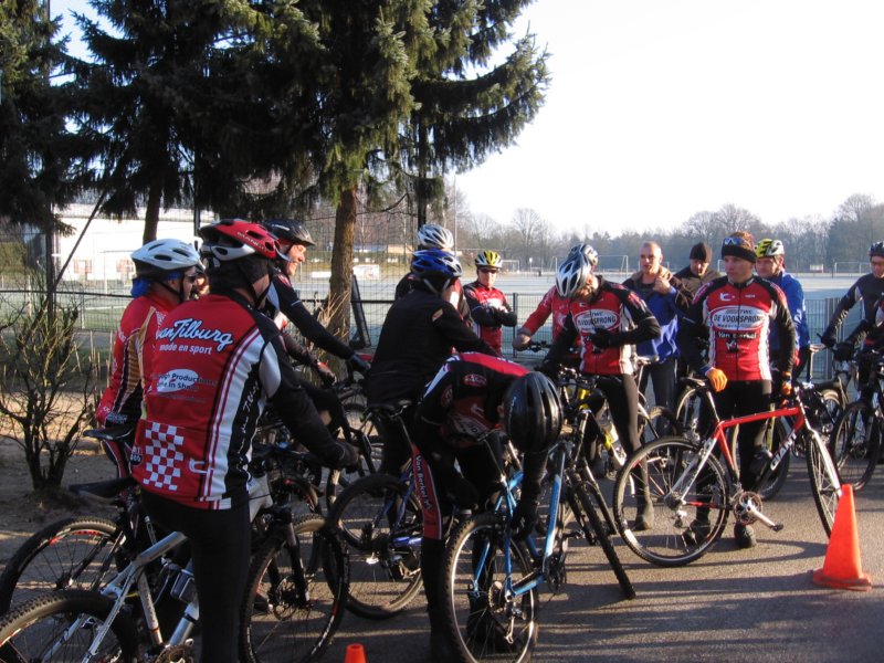 atbdag1422009006.jpg