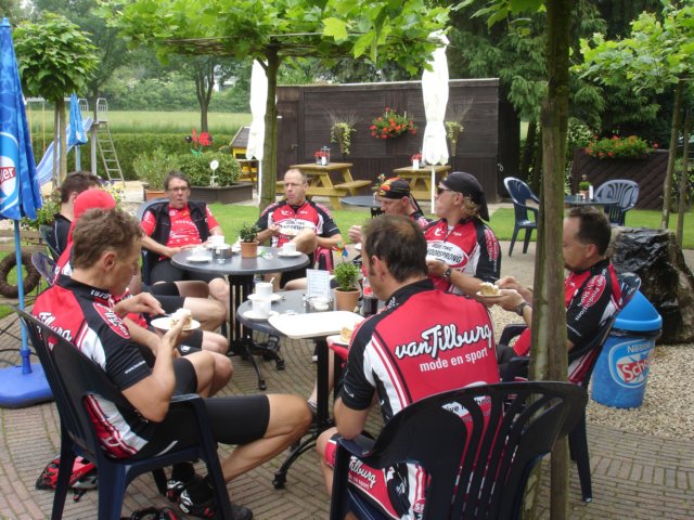 deeerstekoffiestopbijhocheltennetinduitsland.jpg