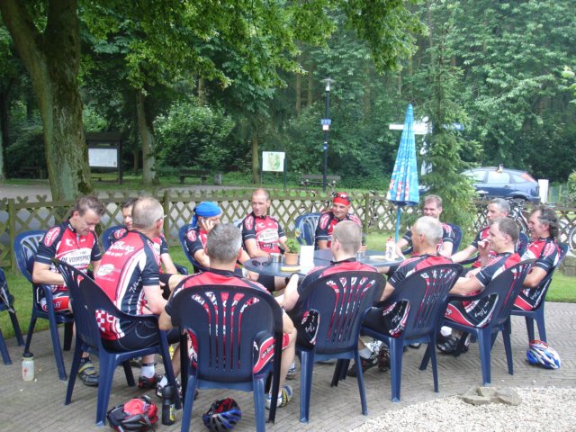 groep1arriveerdeietslater.jpg